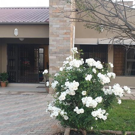 Villa Lombe, Off Great East Road, Silverest Silver Rest Luaran gambar